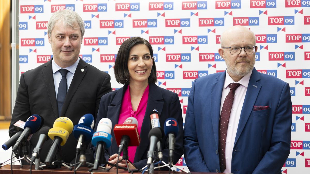 „Velká drobnost,“ obhajuje Pekarová pochybení kandidáta TOP 09 na ministra